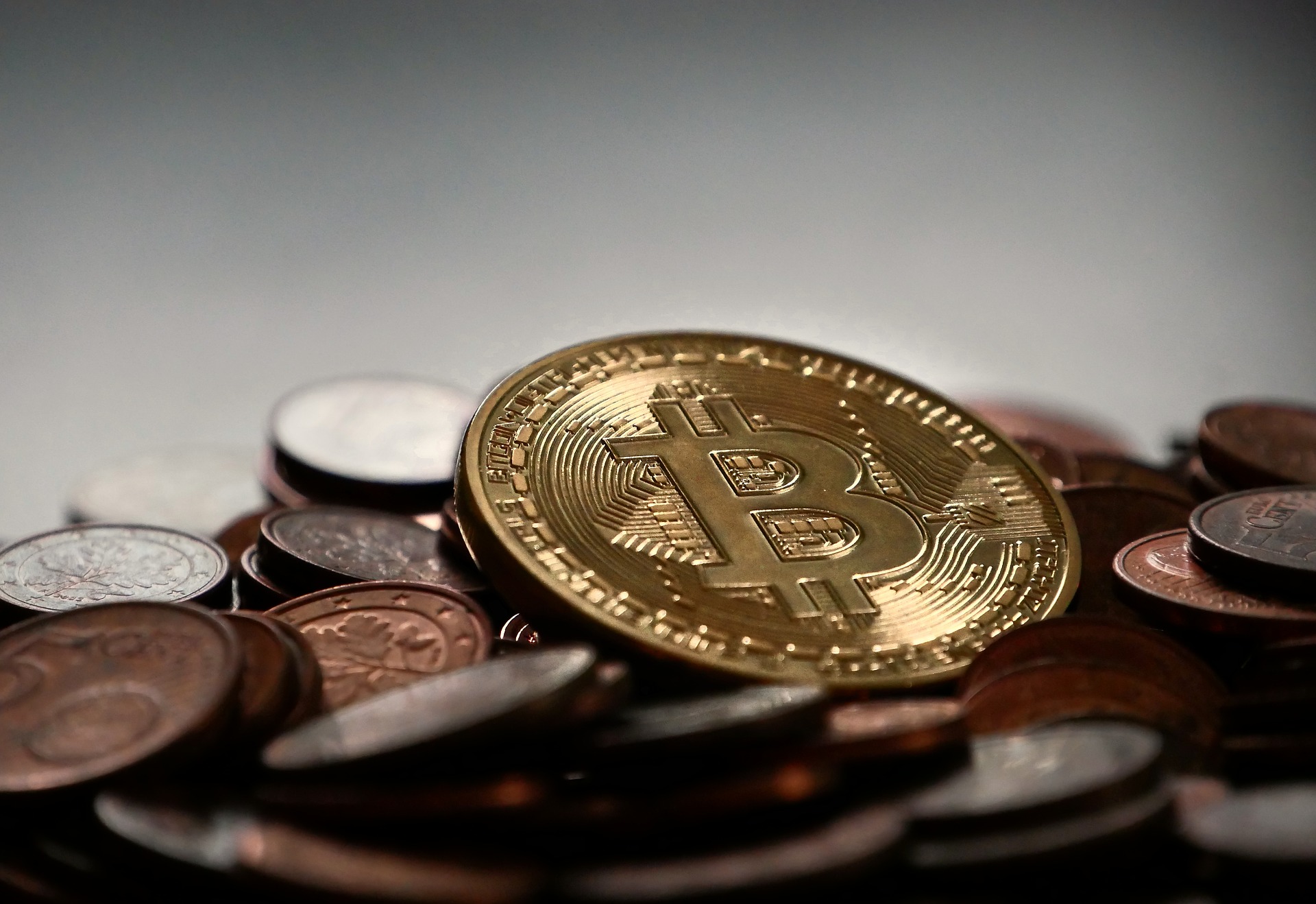 bitcoin-cryptocurrency